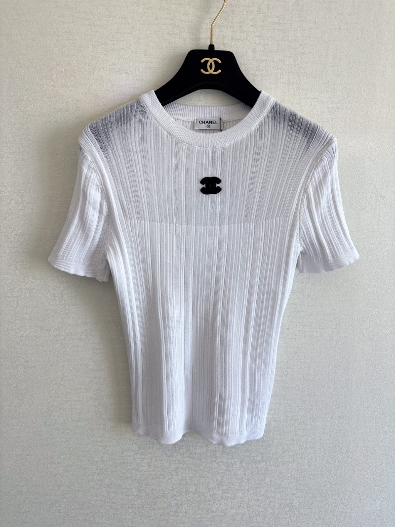 Chanel 26SS Signature CC Logo Ribbed Knit Short-Sleeved Top in White