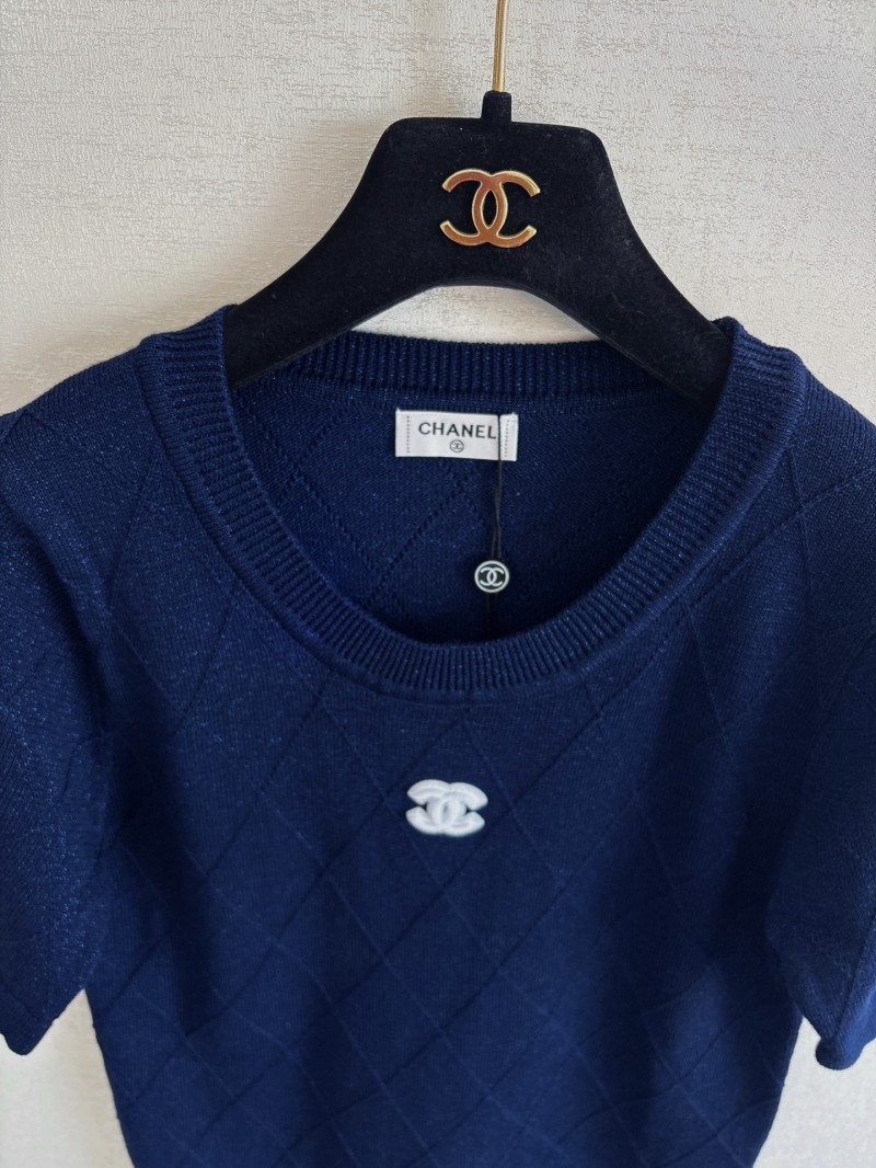 Chanel Diamond-Quilted Knit Short Sleeve Top in Navy Blue