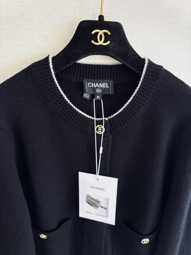Chanel Signature Striped Cashmere Knit Cardigan in Black with Gold CC Buttons