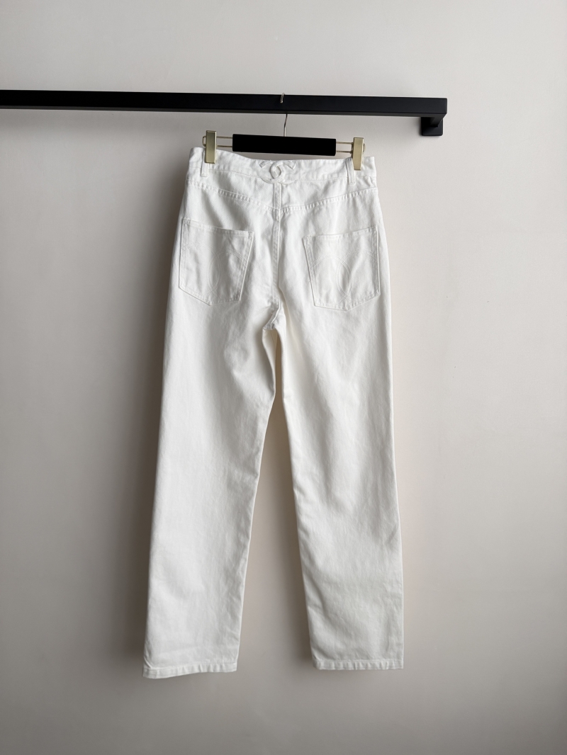 Chanel High-Waisted Straight-Leg Denim Jeans in Cream White