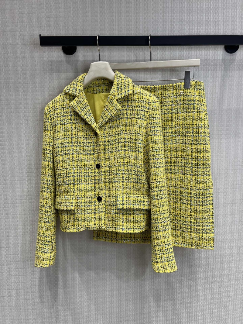 Chanel Exquisite Lemon Yellow Sequin Tweed Jacket and Skirt Set