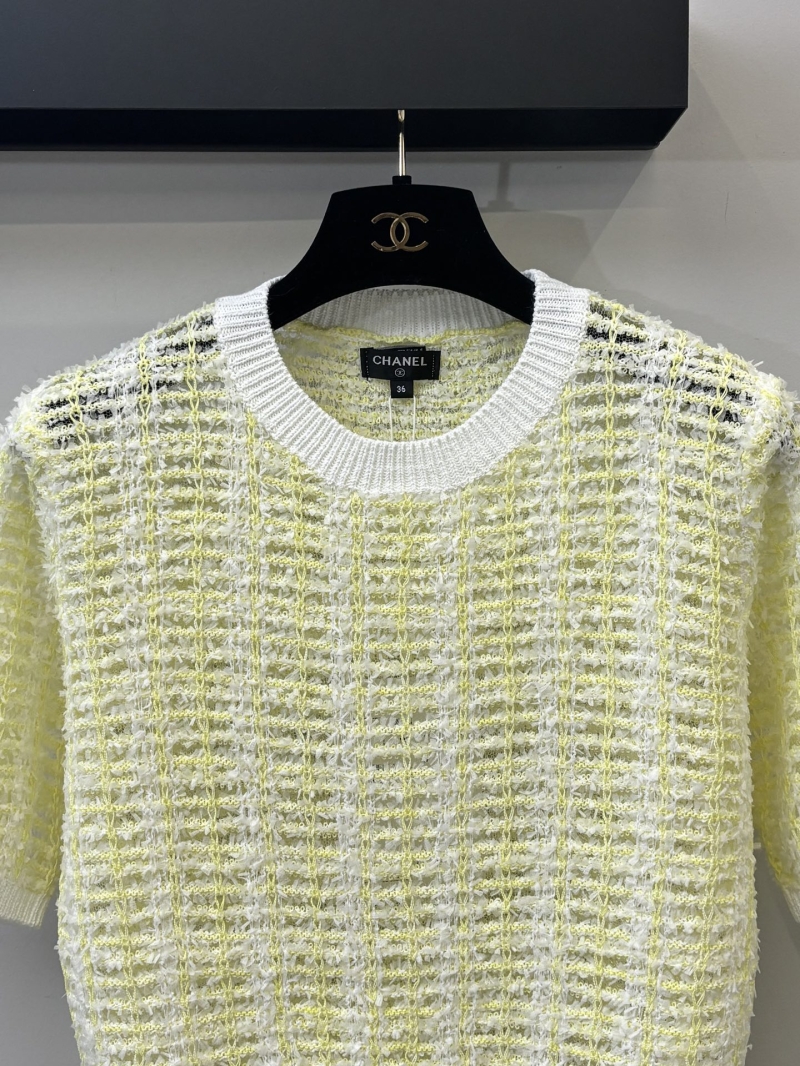 Chanel Openwork Tweed-Effect Knit Top - Pale Lemon Yellow & White, Exquisite Textured Mesh, Signature CC Logo, Timeless Parisian Elegance, Pastel Summer Sweater