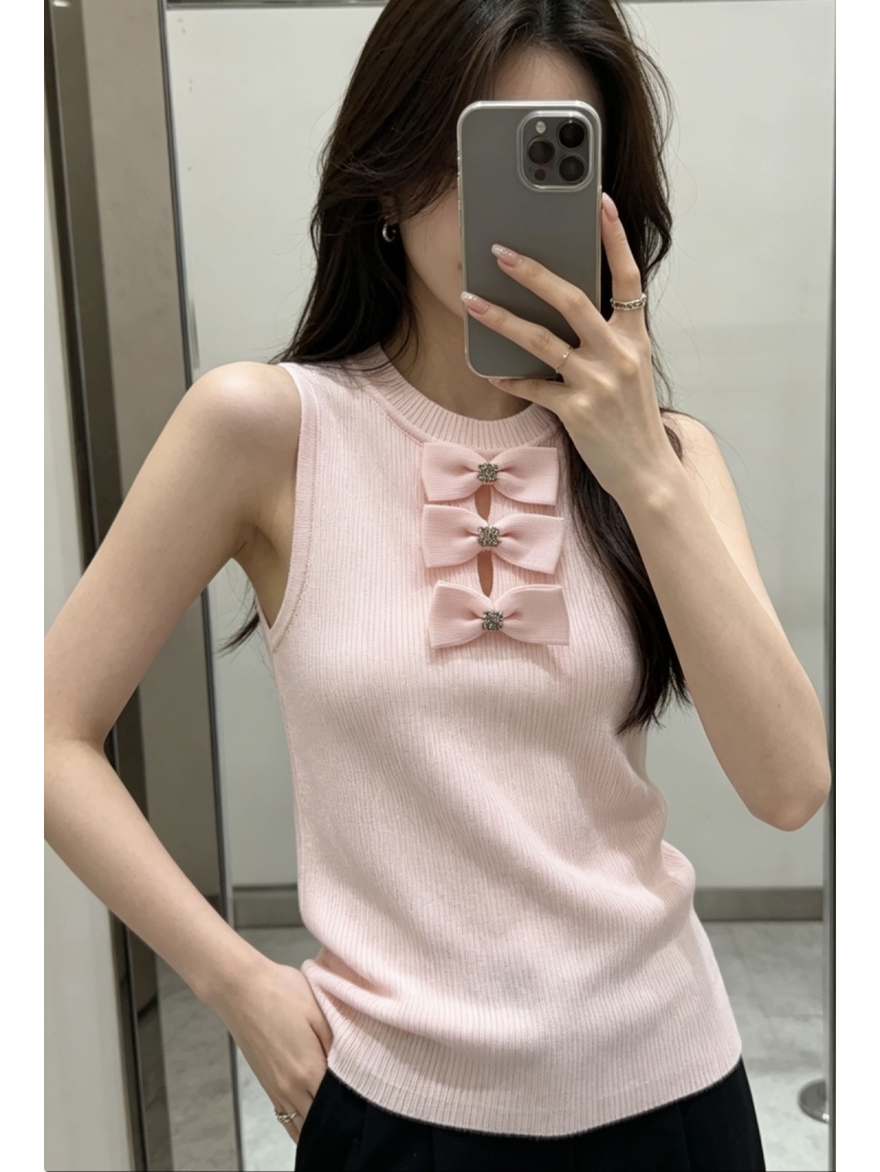 Chanel Signature Bow-Embellished Ribbed Knit Sleeveless Top