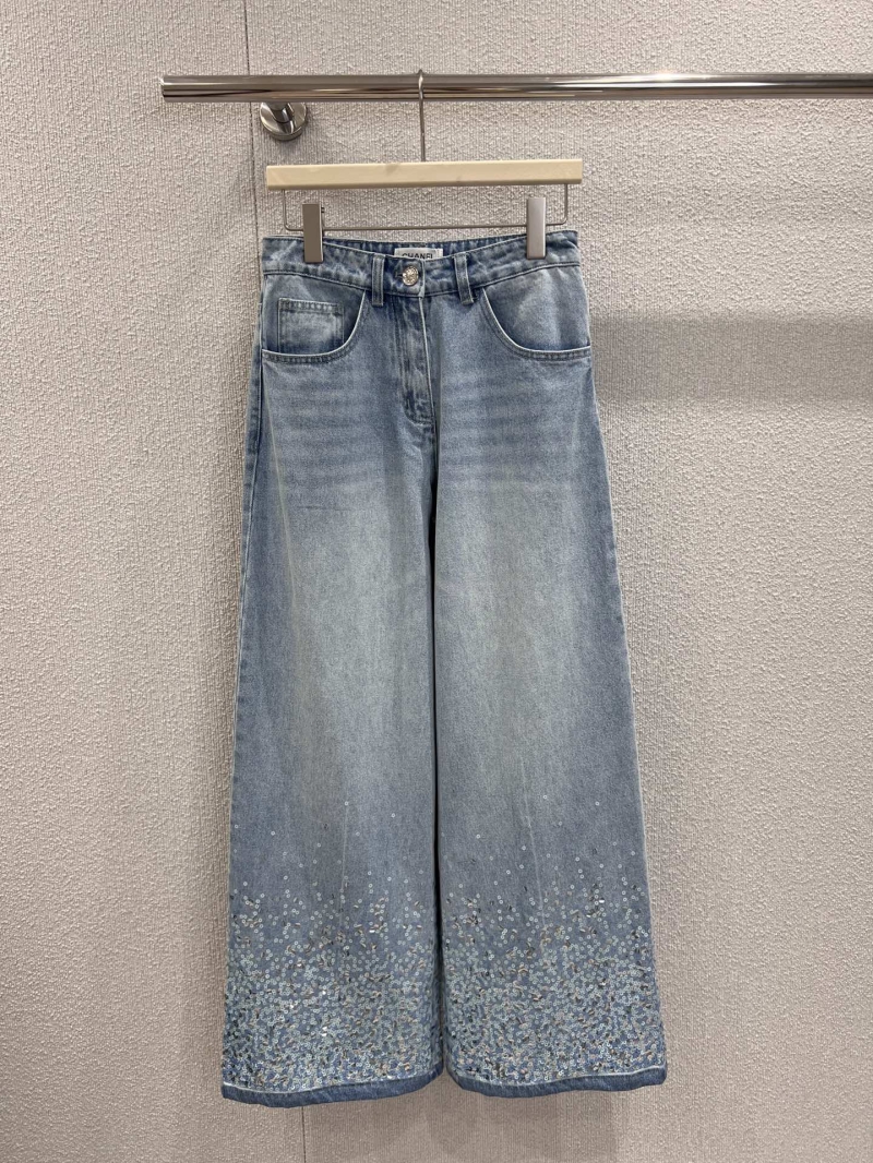 Chanel Spring/Summer 25 Heavy Wash Sequin Denim Pants - Exclusive Luxe Design