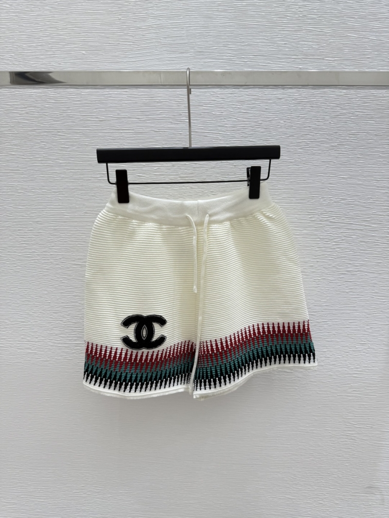 Chanel Summer Chic Round-Neck Knit Shorts Two-Piece Set
