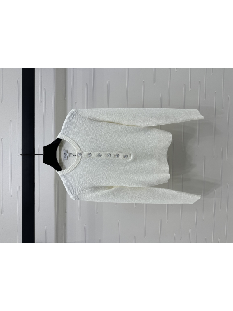 Chanel Elegance White Slim-Fit Knitted Long-Sleeve Top - Luxe Comfort