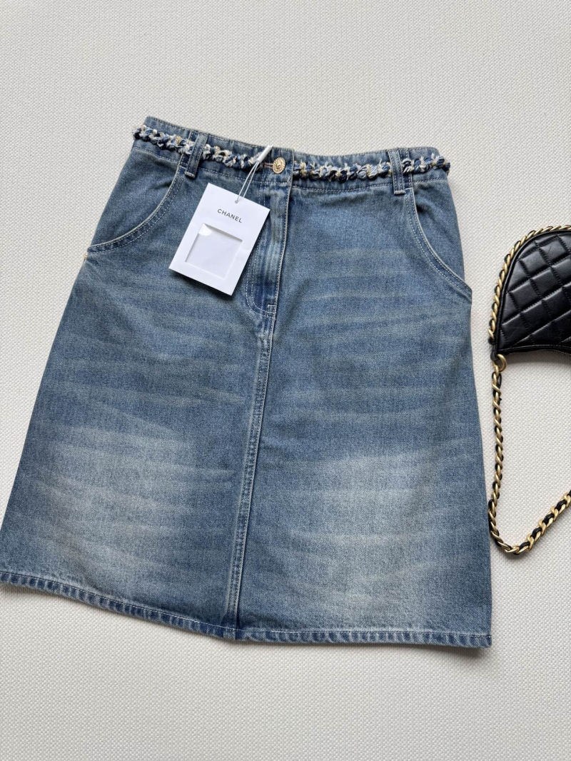 Chanel Coco Series Lace-Waist Denim Skirt - Luxe & Elegant