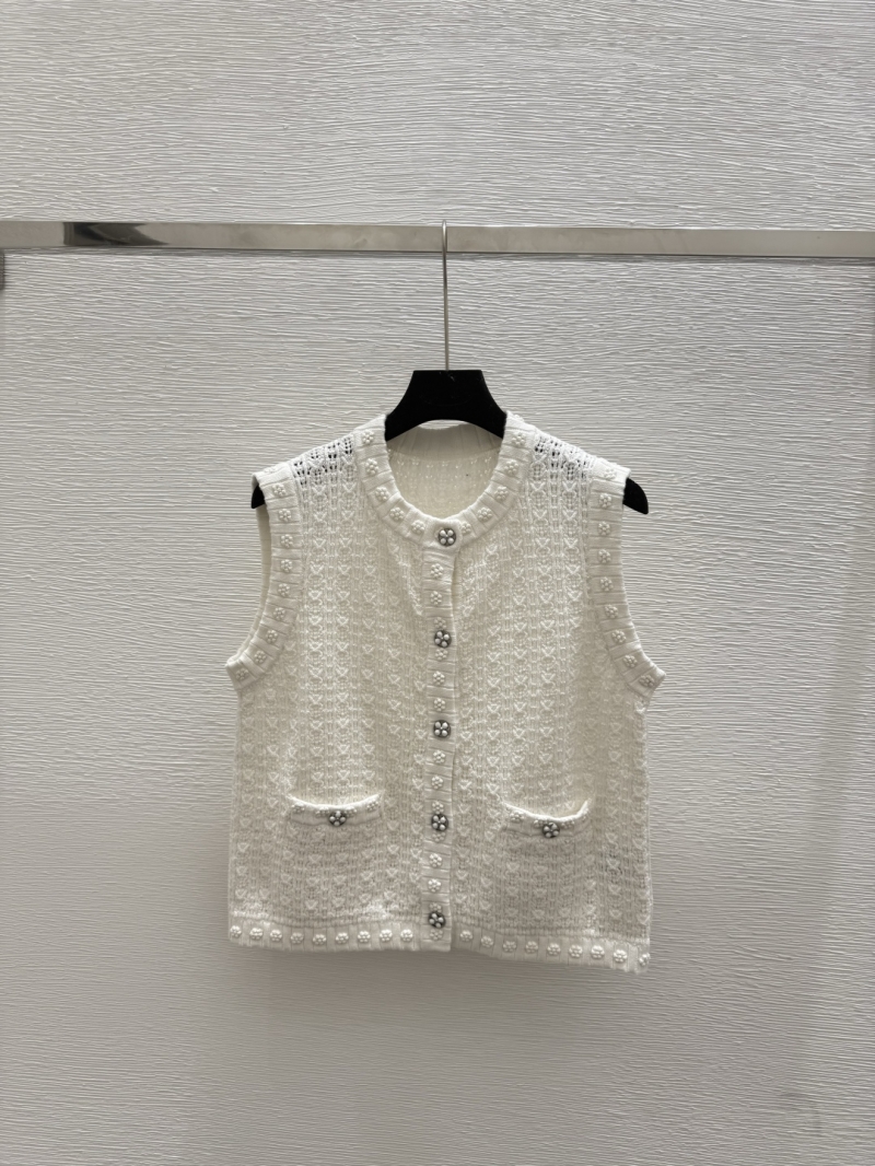 Chanel Summer Camellia Print Round-Neck Knit Vest - Elegant & Luxe