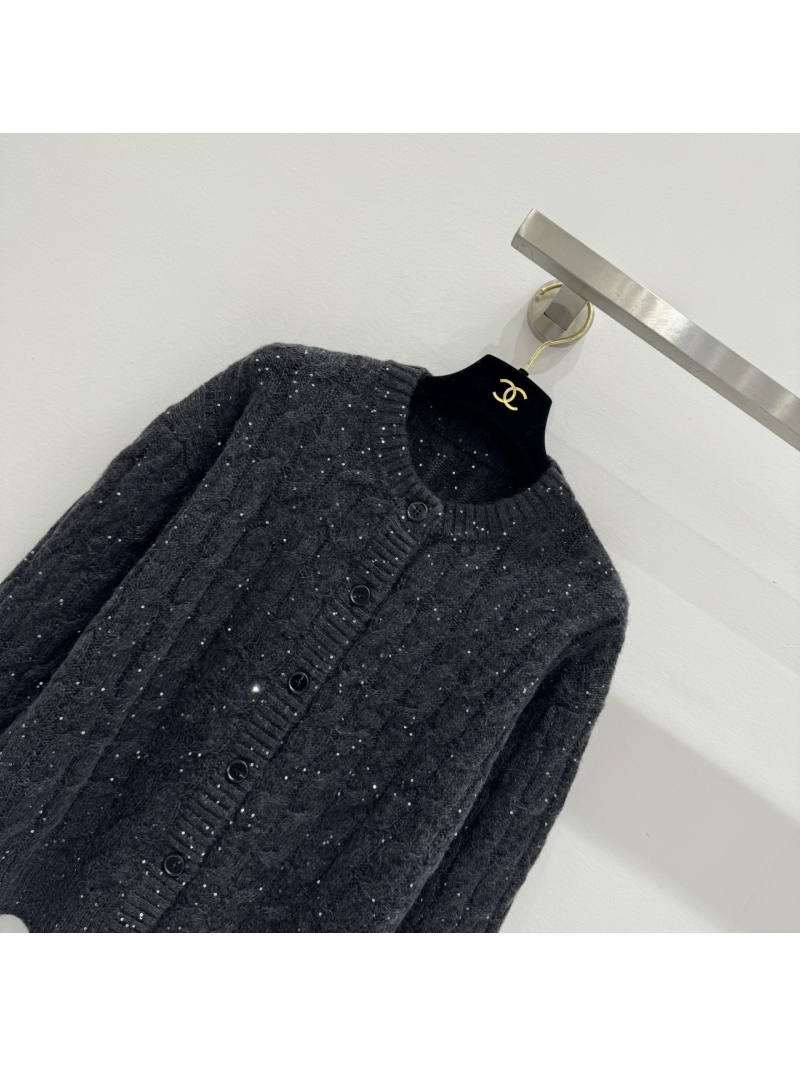 Chanel Sparkling Cable-Knit Cardigan in Charcoal Gray - Luxe Metallic Threads, Timeless Silhouette