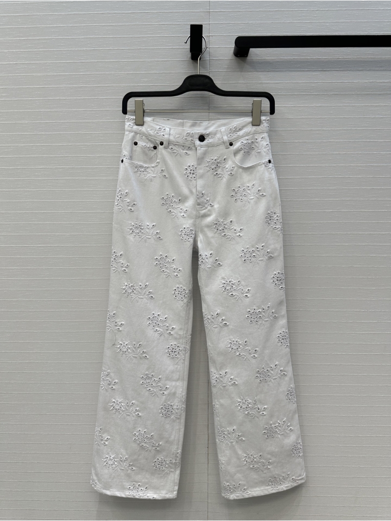 Chloe Exclusive White Denim Jeans with Lace Embroidery - Straight Cut for a Slimming Effect