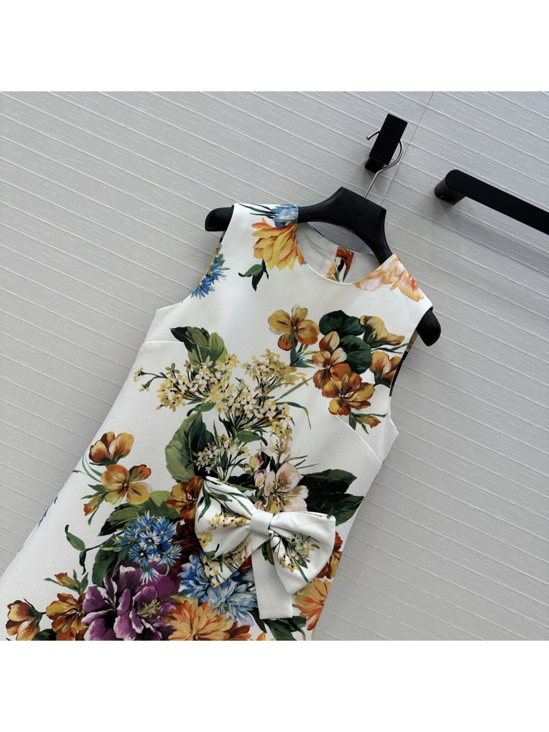 Dolce & Gabbana Sicilian Dream Floral Print Sleeveless Dress - Elegant Vacation Style