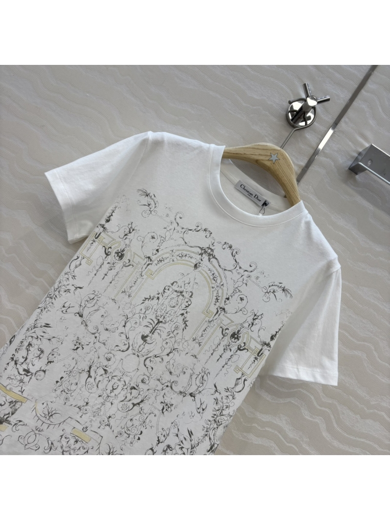 Dior Miss Dior Early Autumn Winter Collection Short-Sleeve T-Shirt in Imported Cotton with Castle Floral and Lucky Star Print