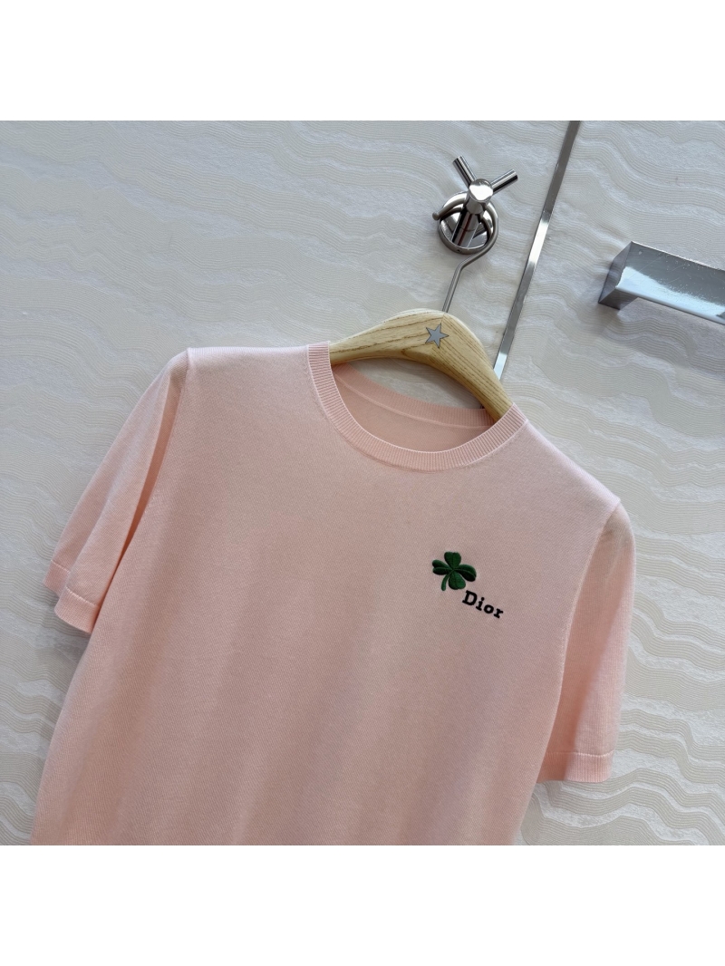 Dior Tencel-Wool Blend Four-Leaf Clover Embroidered Short-Sleeve Knitted Sweater in Baby Pink