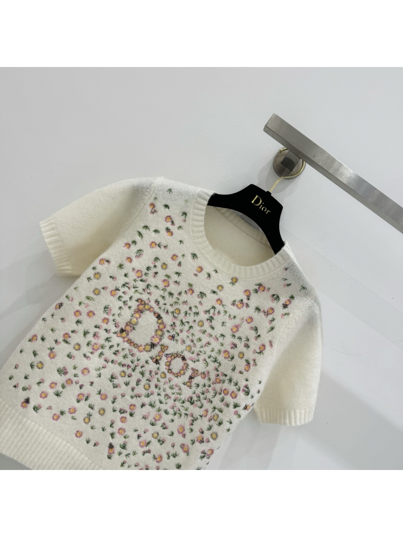 Dior Millefleurs Floral Embroidered Cashmere Short-Sleeved Knit Top in Cream