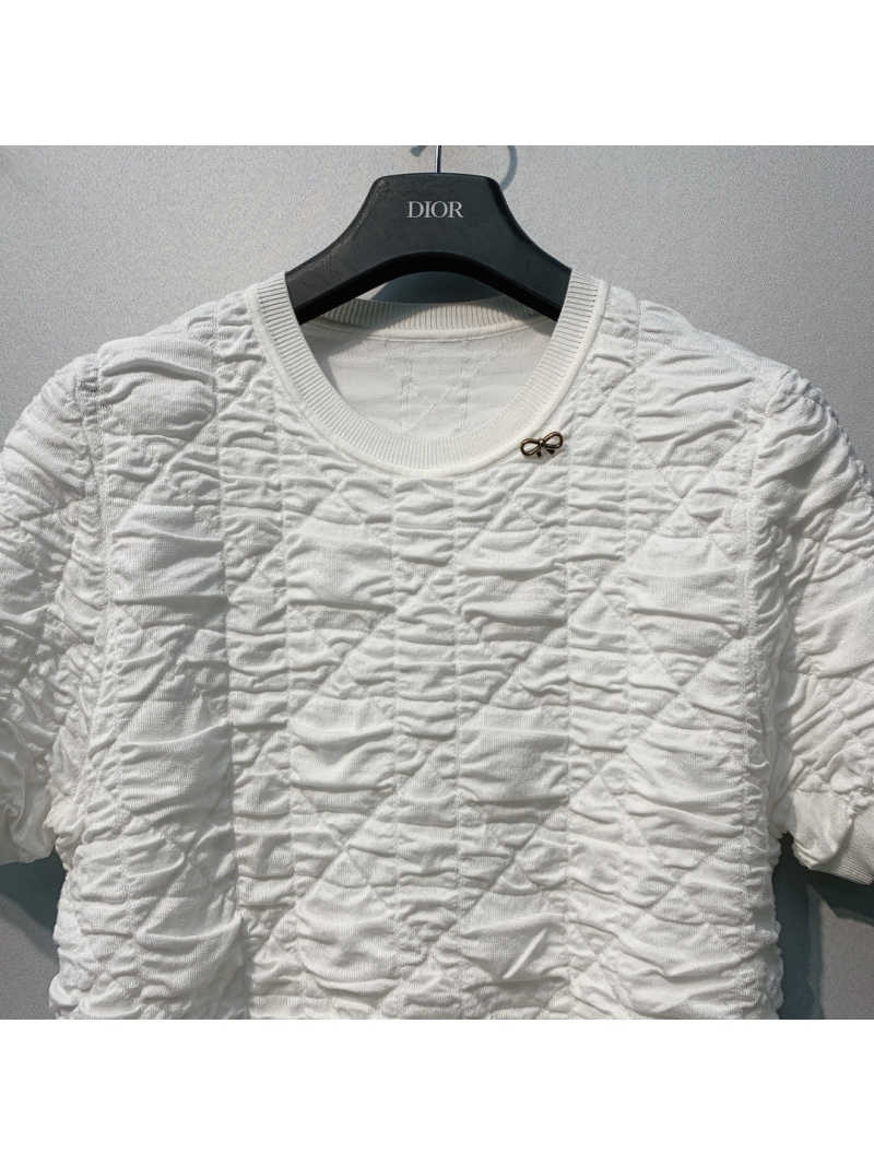Dior Smocked Cloqu&eacute; Short-Sleeve Knit Top with Gold Logo Detail - White
