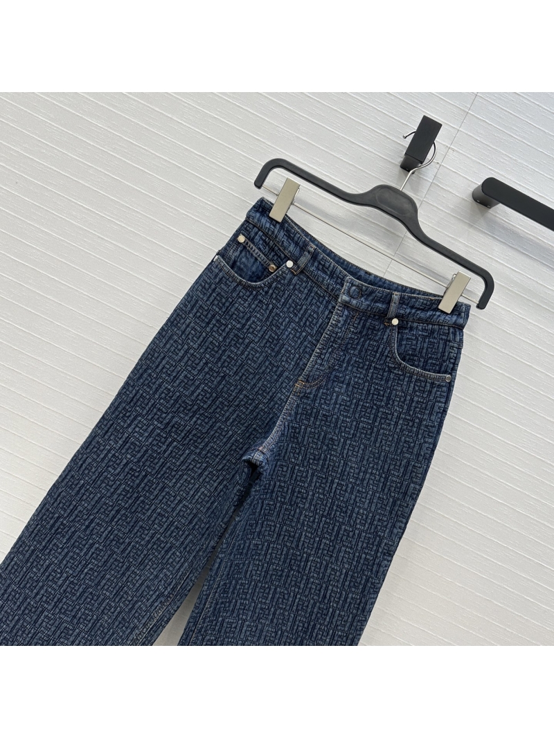 Fendi Opulent Washed Indigo Quilted Denim Straight-Leg Jeans