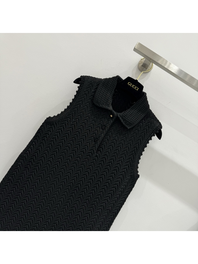 Gucci Spring/Summer 25 Hollow Knit Polo Vest Dress - Elegant Black
