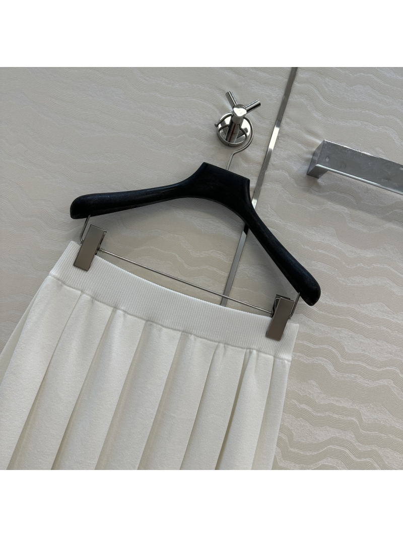 Gucci GG Tennis-Inspired Knitted Short Skirt in White - Luxe Sporty Style