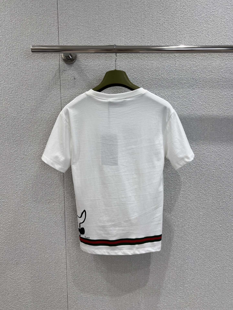Gucci Spring/Summer White Graphic Print T-Shirt - Playful & Chic