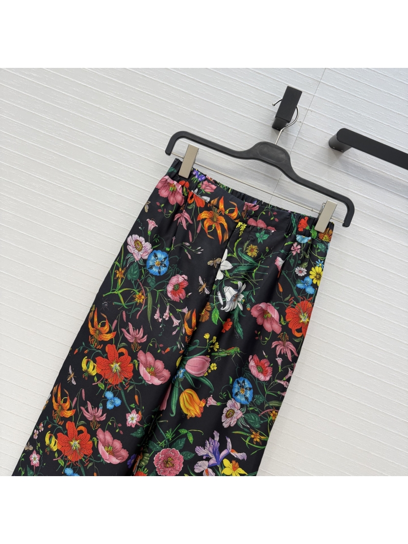 Gucci 16-Momme Silk Twill GG Flora Botanical Print Straight-Leg Trousers