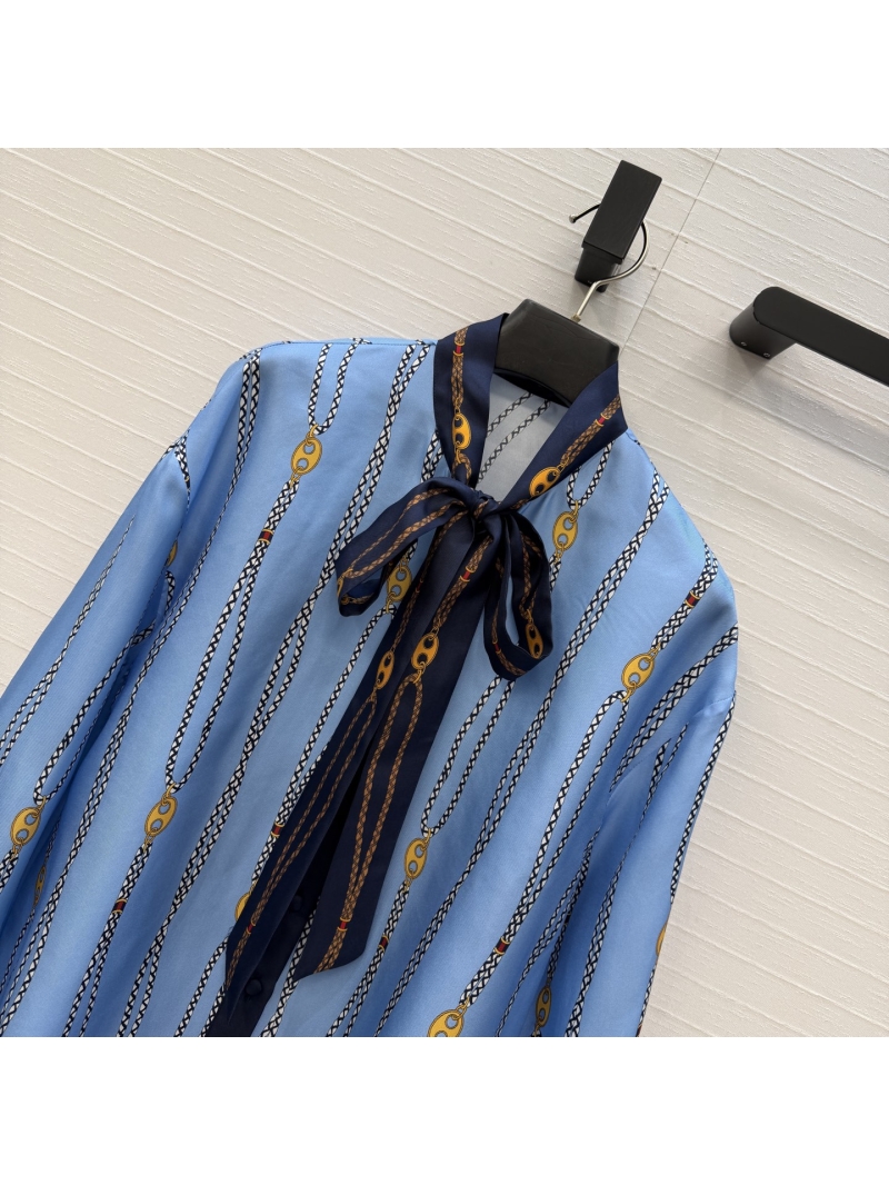 Gucci 100% Silk Twill GG Chain Print Contrast Tie-Neck Blouse