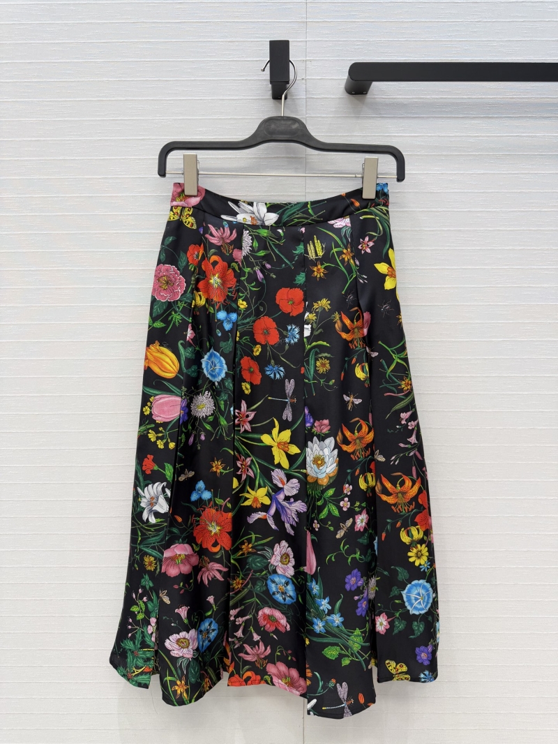 Gucci 100% Silk Twill Flora Print Pleated Midi Skirt in Black