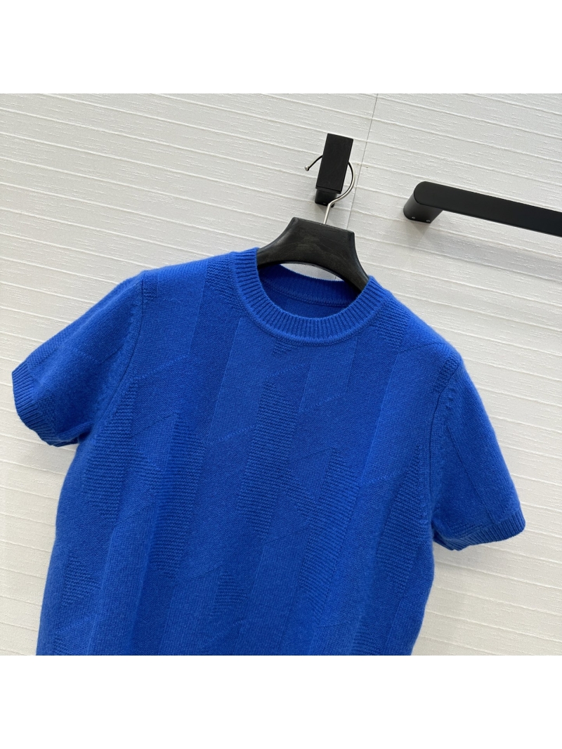 Hermes Early Fall Collection Classic Round Neck Short Sleeve Cashmere Top in Blue