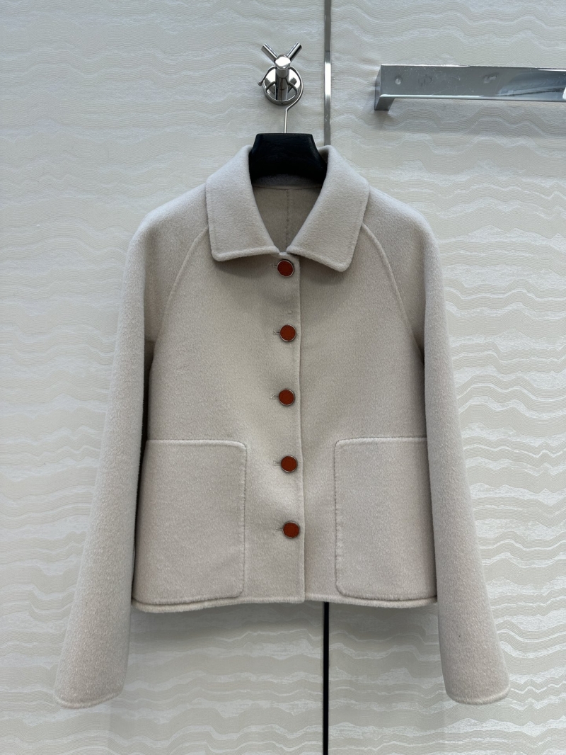 Hermès Limited Edition Imported Cashmere Double-Faced Wool Coat in Grey, Notch Lapel Raglan Sleeve Design