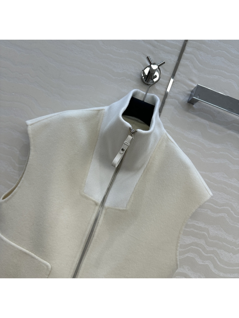Hermès Limited Edition Off-White Double-Faced Wool Cashmere Vest | Handcrafted Elegance with Ribbed Collar