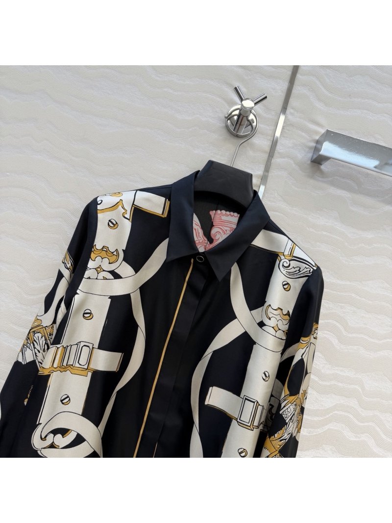 Hermès Opulent 100% Silk Twill Blouse | Equestrian Chain Link Print | Relaxed Fit