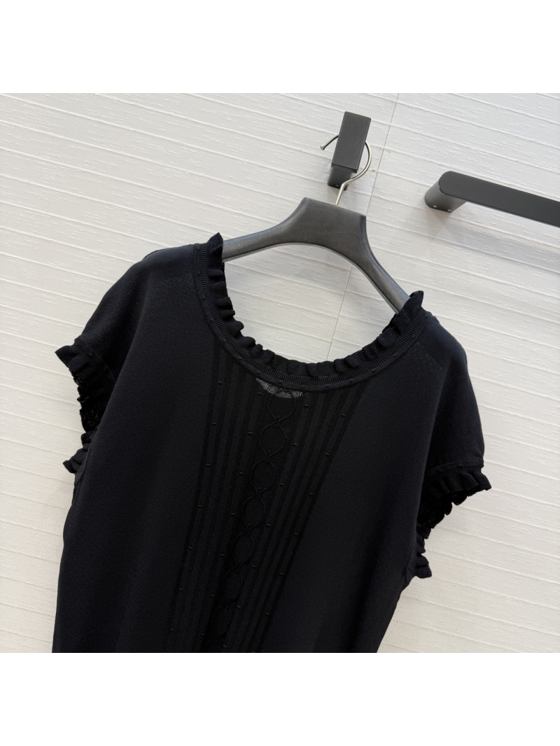 Hermès Signature Cable-Knit Ruffle Wide Neck Top in Luxe Black
