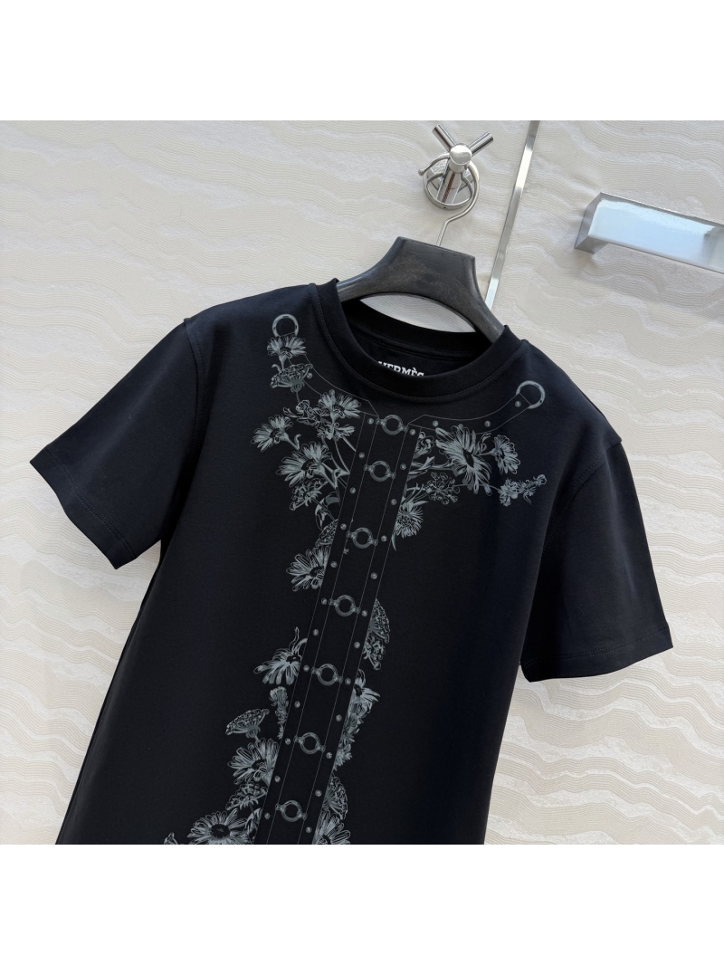 Hermès 100% Pure Cotton Chain and Floral Positioning Print T-Shirt in Black