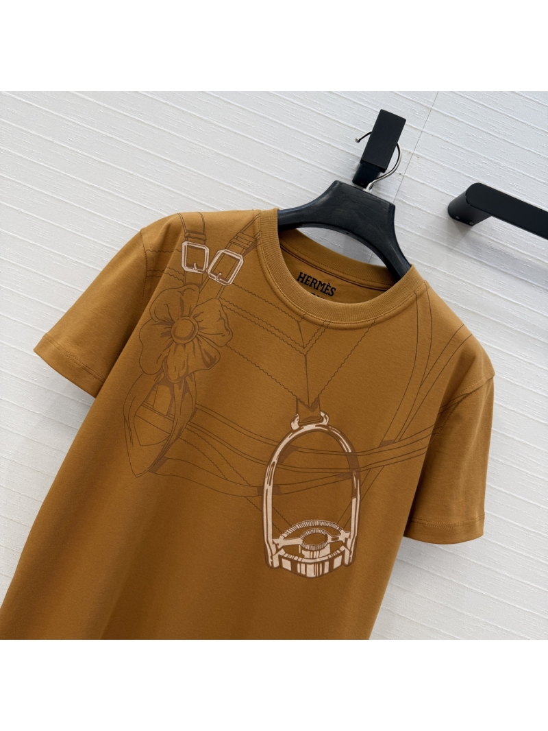 Hermes 100% Pure Cotton Equestrian Positioning Print T-Shirt in Caramel