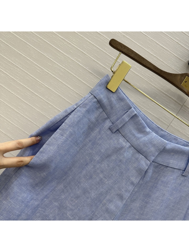 Loro Piana Luxe Linen Straight-Leg Trousers in Light Blue - Early Spring Exclusive