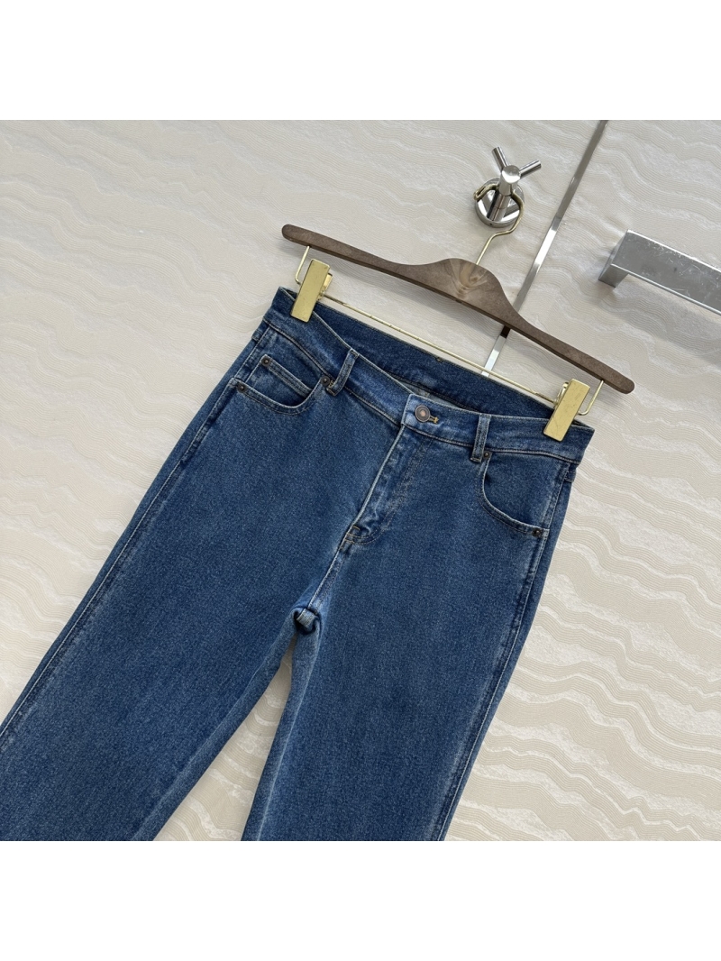 Loro Piana Brooke Imported Cotton Denim Cigarette Jeans | Old Money Aesthetic | Vintage Washed Blue