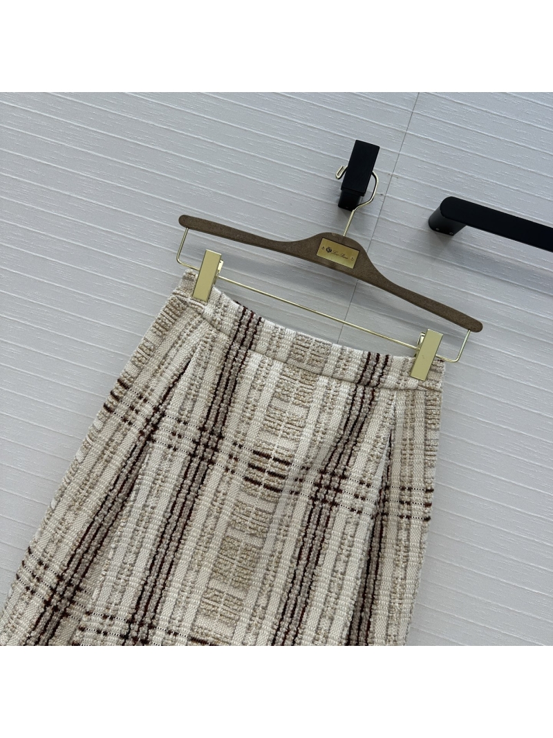 Loro Piana Stefanie Exquisite Wool-Blend Tweed Pleated Check Skirt