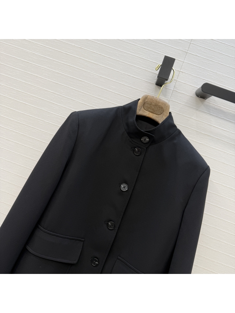 Loro Piana Exquisite Structured Wool-Blend Mandarin Collar Jacket in Timeless Black