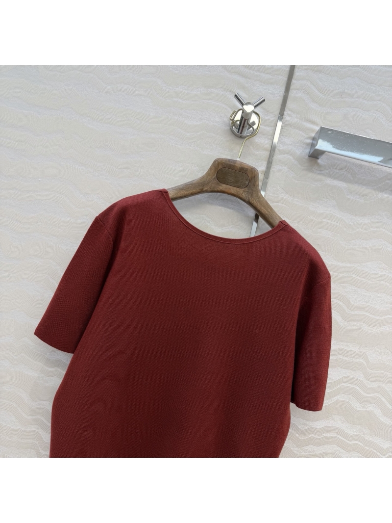 Loro Piana 100% Wool Reversible Short-Sleeved Knit Top in Burgundy