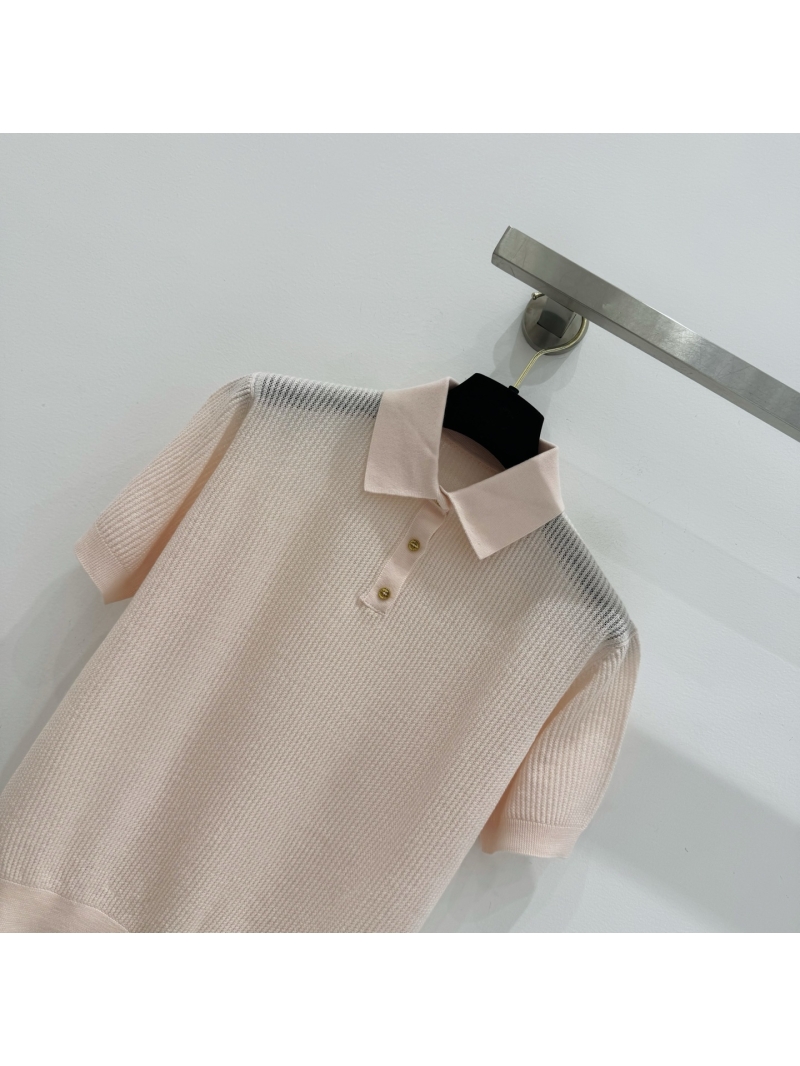 Loro Piana Exquisite Textured Rib-Knit Polo Shirt with Gold-Toned Accents in Pale Blush Pink