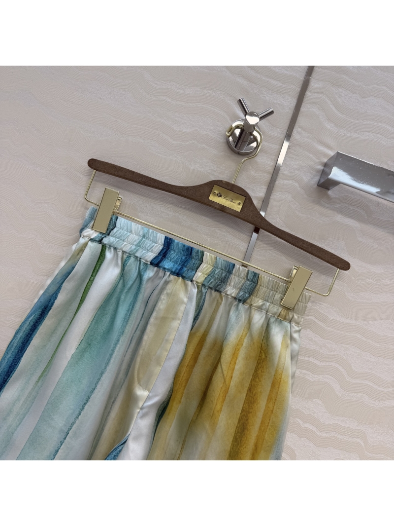 Loro Piana 100% Silk Twill Watercolor Ink-Wash Print Shorts