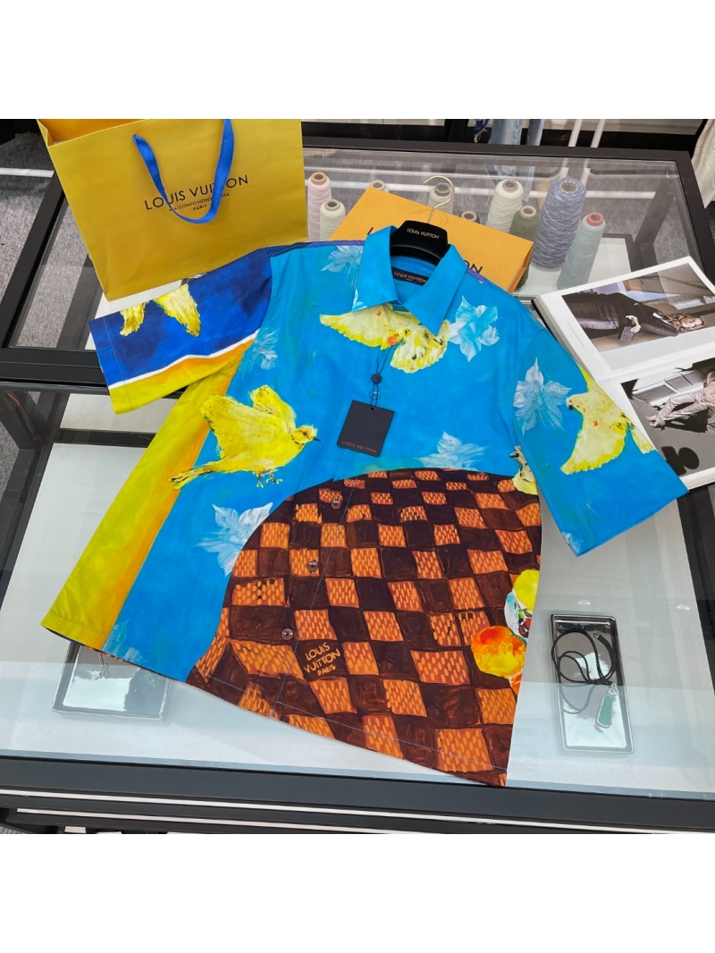 Louis Vuitton Limited Edition Maple Check Print T-Shirt