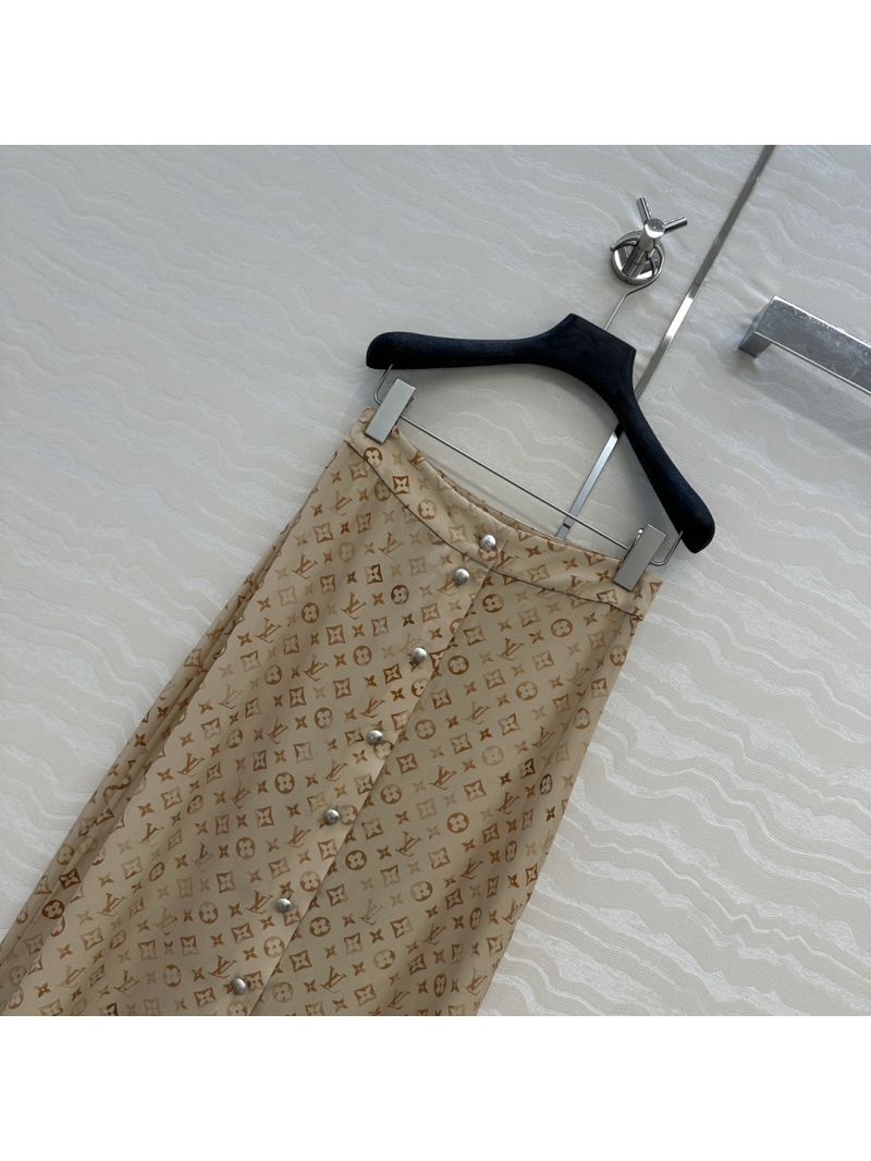 Louis Vuitton Monogram Ombre Print Silk Maxi Skirt in Classic High-Waist A-Line