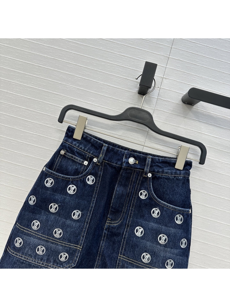 Louis Vuitton Denim Mini Skirt – High-Waisted A-Line with Monogram Coin Embroidery, Custom Metal Hardware, Vintage Enzyme-Washed Indigo Denim