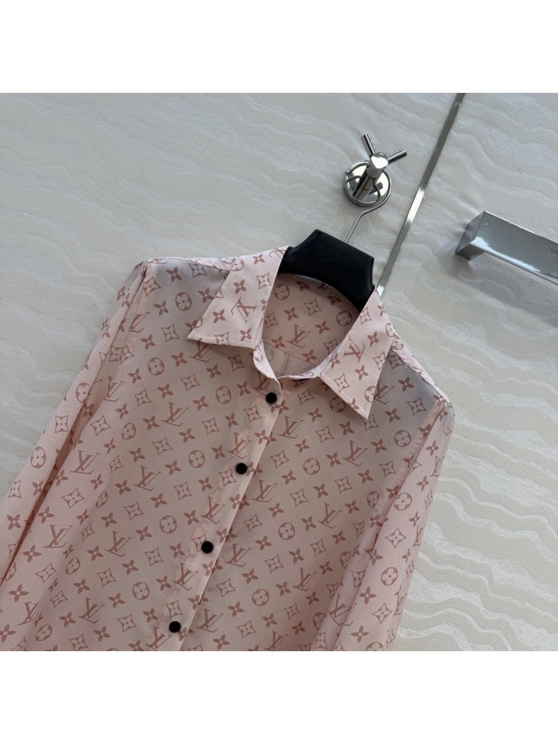 Louis Vuitton 100% Double Crepe Silk Monogram Print Shirt in Blush Pink