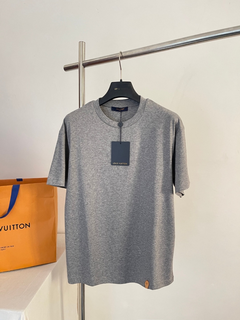 Louis Vuitton Signature Leather Tab Heather Grey Cotton T-Shirt - Timeless Unisex Luxe Crew Neck