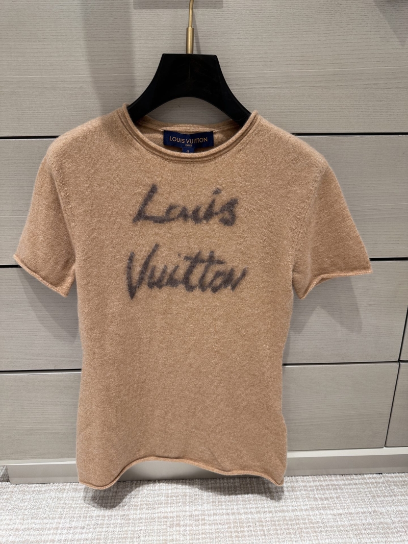 Louis Vuitton Signature Script Cashmere Short-Sleeve Knit Top in Camel
