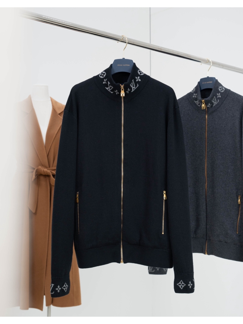 Louis Vuitton Monogram Collar Knitted Waist Jacket in Black - 50% Wool Blend