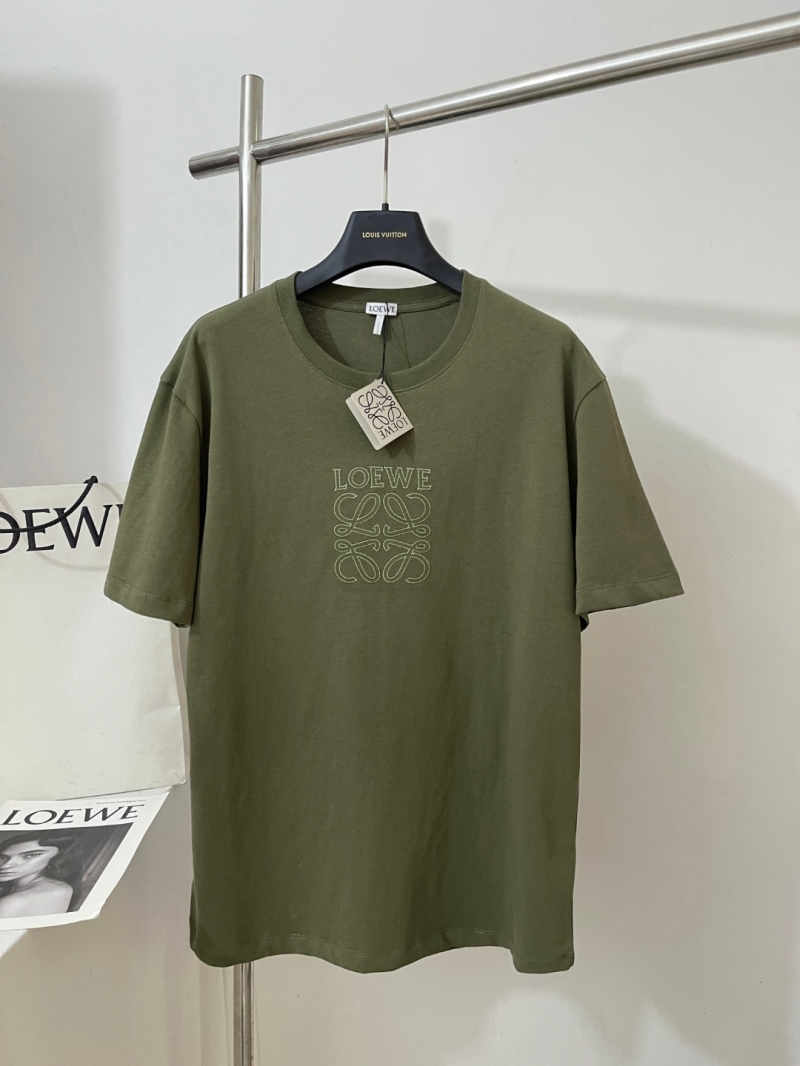 Loewe Olive Unisex Short-Sleeve T-Shirt - Chic & Versatile