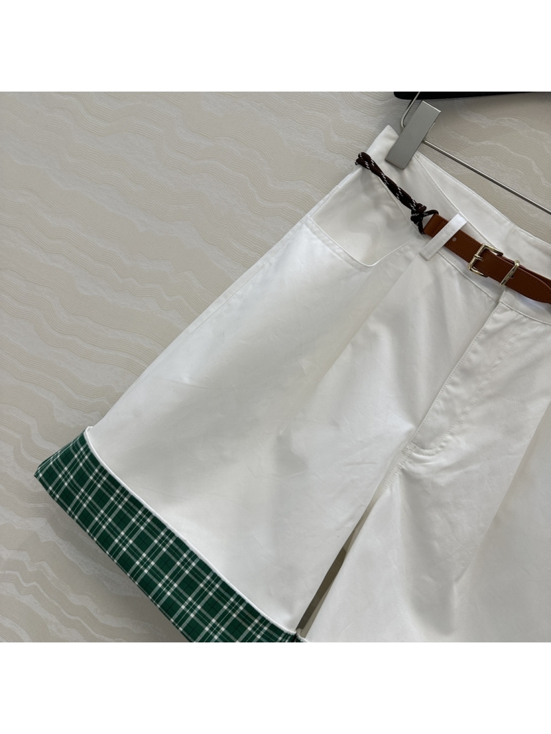 Miu Miu Chic Intellectual Shorts - Sweet & Cool Style with Metal Buckle Belt