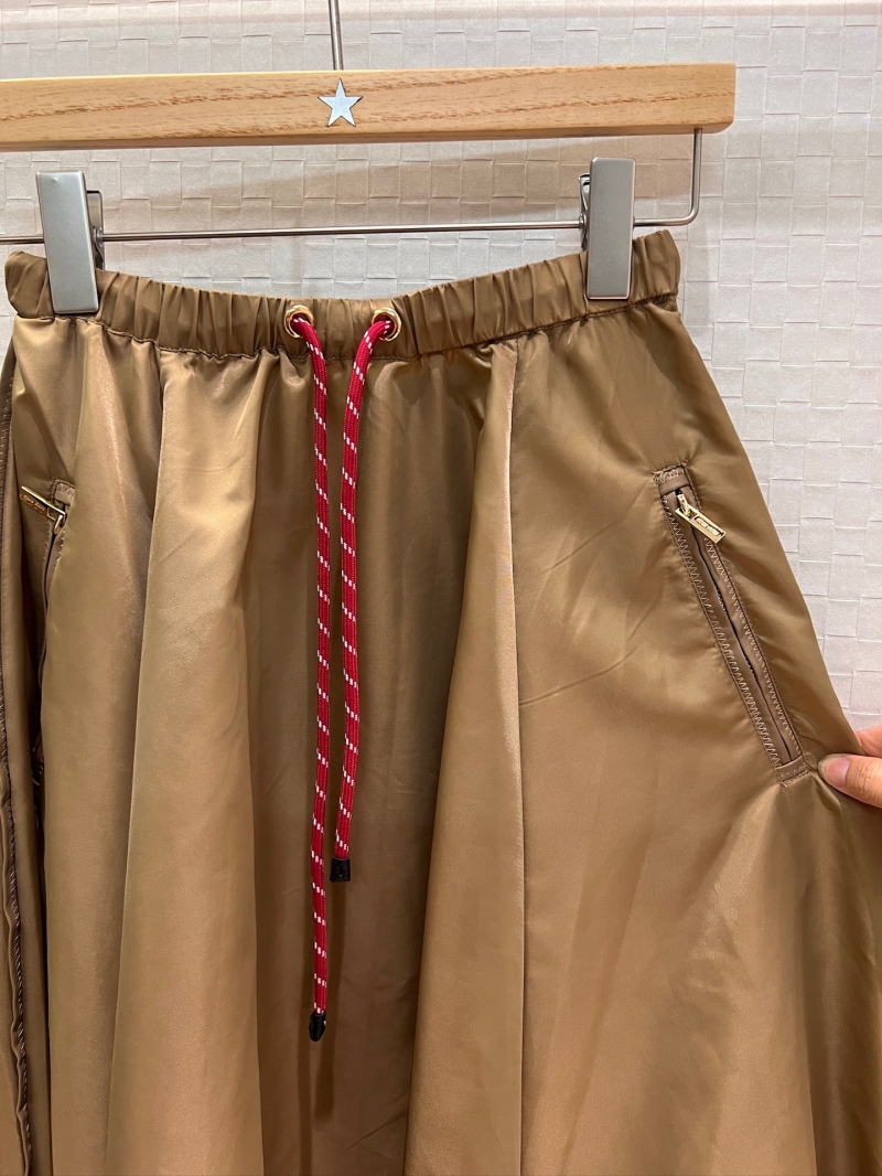 Miu Miu Red Rope Accent Nylon A-Line Skirt - Chic & Casual